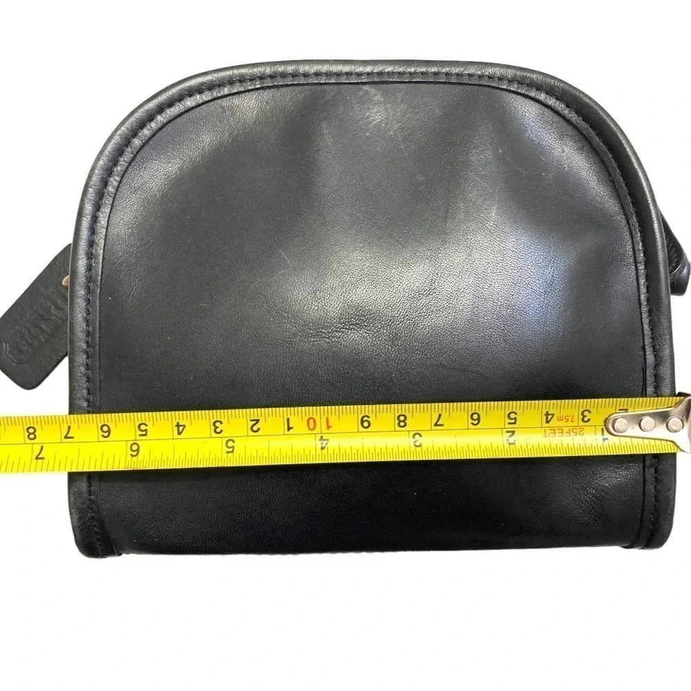 Coach 9017 vintage black leather Abbie crossbody